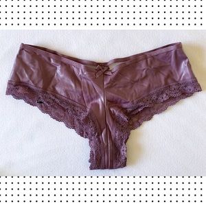 (Set of 2) Victoria secret panties size small new